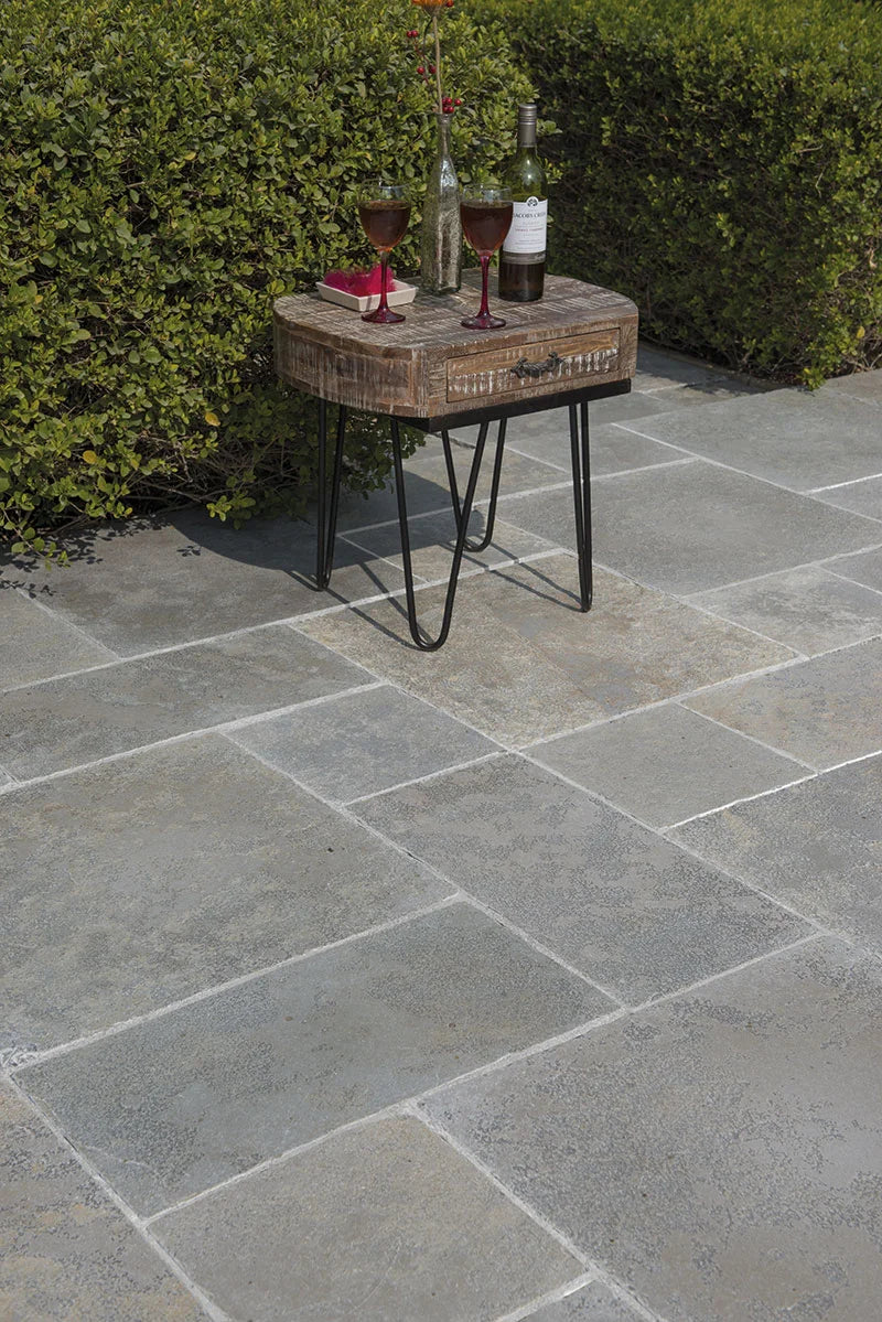 W&S Sandstone & Limestone Patio Tile Packs