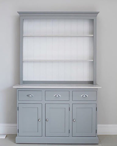 Contemporary Quartz Cambridge Dresser