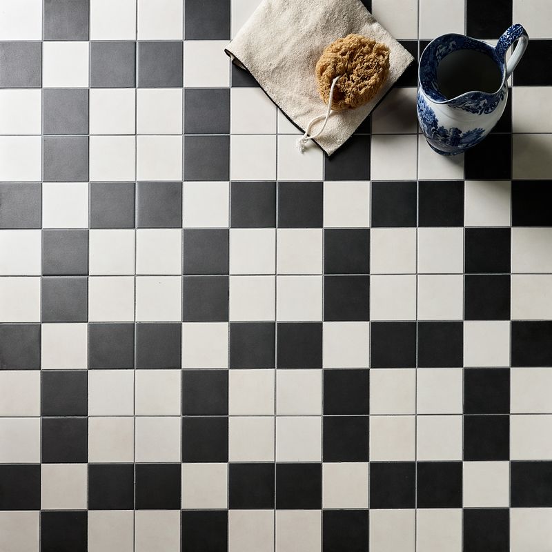 Ca'Pietra Victorian Style™ Porcelain Chess Mono B