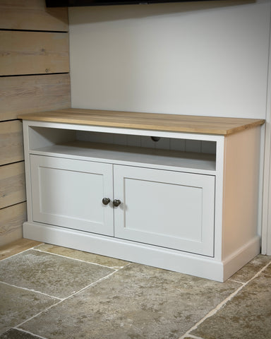 EX DISPLAY Oak Shaker TV Cabinet
